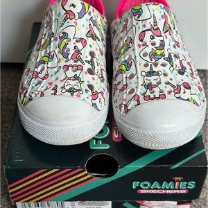 Like new toddler girl, Skechers foamy unicorn shoes, size 7